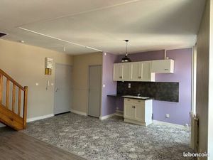 Loue T3 de 68 m2 LE COTEAU Centre 42120 - Rue calme