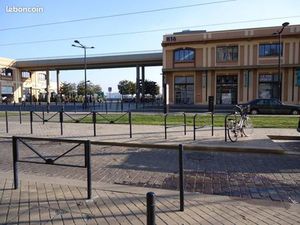 Particulier loue studio meublé calme et lumineux proche écoles commerce