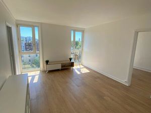 T4 avec ch à louer- refait à neuf