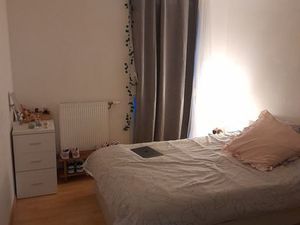 Chambre à louer - grand appartement