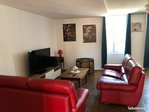 Charmant Appartement Meublé au Cœur de Cosne-Cours-sur-Loire