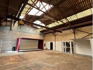 Entrepot centre ville Eu