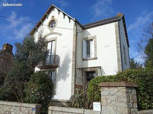 Location ou colocation d'une grande maison avec jardin