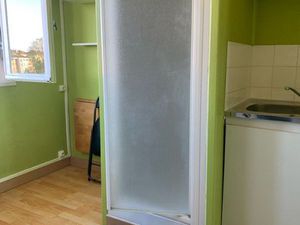 Loue studette meublée