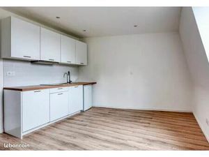 Studio rénové à 1mn de la gare