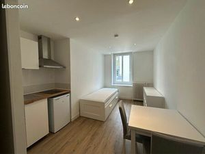 Studio 17m2 avec meubles à disposition - Recouvrance