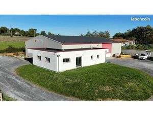 Bâtiment professionnel location