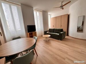 Belles prestations pour ce T2  entièrement refait à neuf et meublé