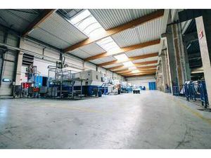 Entrepôt et ateliers à louer Zoning Nord