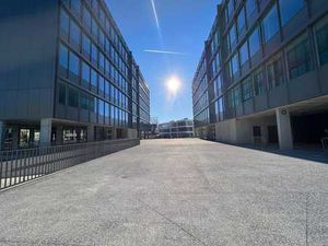 2.000 m² duurzame kantoren aan The Loop op amper 2 km van...