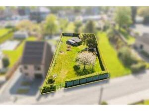 Terrain à bâtir pour habitation ouverte ou projet