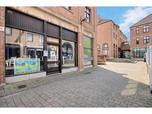 Cellule commerciale idéalement située au coeur de Mouscron