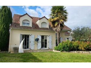 Maison Mennecy m² T-5 à vendre  599 000 €