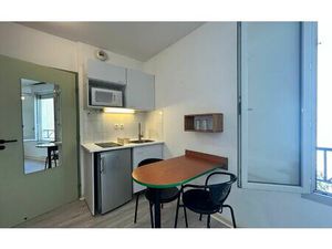 Location appartement  m² T-1 à Lyon 7  550 €