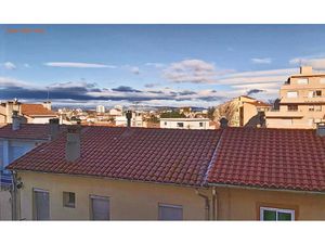 F3 + CAVE PROCHE PALAIS DE S CONGRES