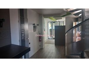 Location locaux professionnels 12 pièces 592 m² à Brives-Charensac (43700)  3 000 €