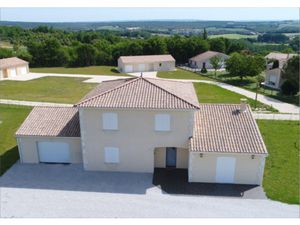 Vente Maison à Garat (16410) : à vendre / 169m² Garat