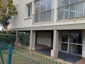 Appartement T4 de 84 m² avec terrasse et parking