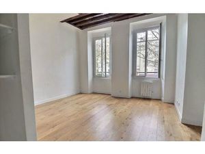 Appartement Paris 19 19 m² T-1 à vendre  199 000 €