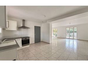 Maison Poussan m² T-5 à vendre  319 000 €