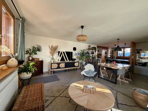 Appartement 3 pièces  un havre de paix sur les hauteurs de Bour