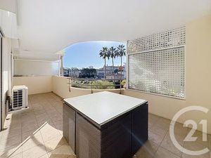 Appartement F4 à vendre - 4 pièces - 105 m2 - Mandelieu La Napoule - 06 - PROVENCE-ALPES-C