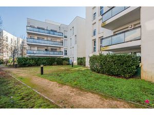 Appartement Meyzieu 2 pièces 43 m2