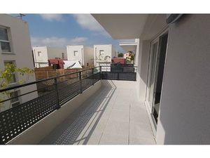 Location appartement  m² T-3 à Perpignan  731 €