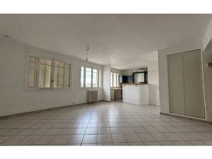 Location appartement  57.07 m² T-2 à Tassin-la-Demi-Lune  704 €