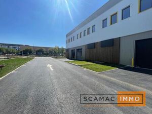 Local d'activités de 248m²