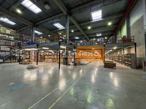 Entrepôt de 6096m²