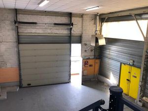 Local d'activités de 240m²