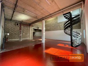 Entrepôt de 227m²