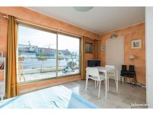 Top grand studio/t1 musiciens coeur de ville 6° et avant dernier étage très grande terrass