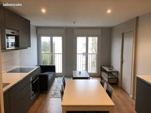 Appartement T5 rénové – 4 chambres