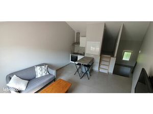 Charmant logement 2 pièces calme