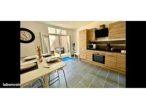 T2 Hypercentre avec Patio au calme