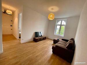 T3 Meublé Rénové – 2 Chambres – Tram Clemenceau au Pied