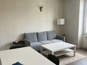 Loue Te T3 meublé refait à neuf - 70m' - 3 pièces + pièce bonus - Gare / Centre-ville