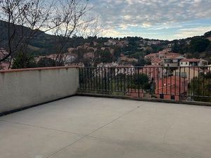 APPARTEMENT T4 COLLIOURE duplex   grande terrasse   très lumineux