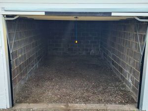 Garage box garde meubles