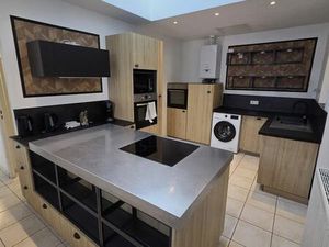 Maison meublée à seulement 5min à pieds des Chantiers de l'Atlantique et 8min en voiture d