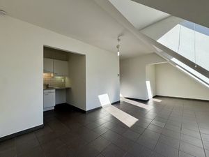 Studio à louer   Jambes (VBD62634)