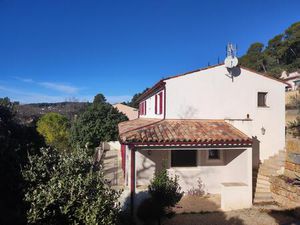 Lorgues  Jolie maison lumineuse sur 674 m²