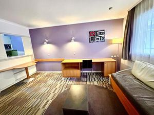 Beau 2 pièces meublé avec balcon et Parking