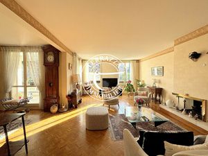 Appartement T4/5 Spacieux et Lumineux - Standing et Confort Louv