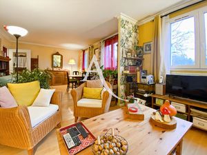 Vente appartement 3 pièces  68.00m²  Maurepas