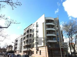 F2 avec parking et balcon - secteur hôpital central/place des vosges