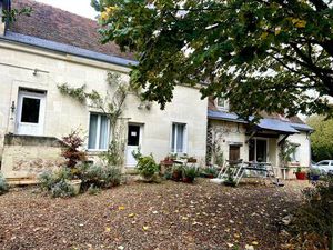 Ensemble immobilier en pierres  idéal pour chambres d'hôtes