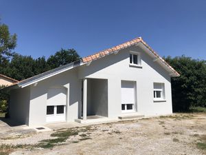 Maison rénovée - 88.56 M2 - 31250 REVEL